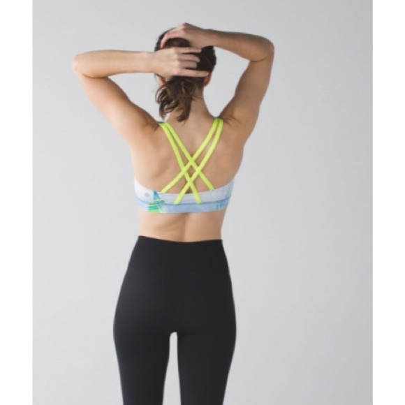 Lululemon Energy Bra - Wind Chill White Lullaby / Ray Size 10 - Picture 2 of 9